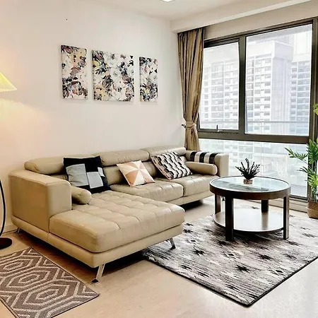 Bukit Bintang Homestay, Klcc View, Fit Up 7-8 Pax, 2B1R